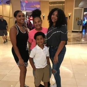 Meet your Posher, Marlon